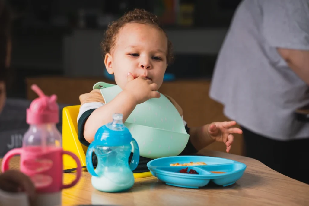 cleveland-child-care-infant-toddler-food-eating