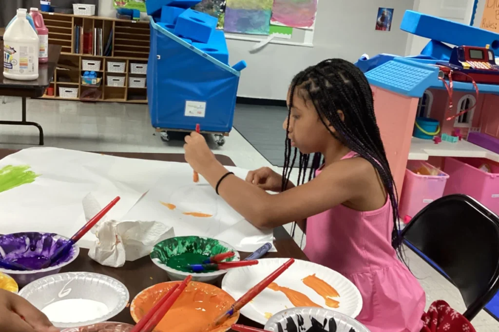 cleveland-child-care-school-age-craft-time-painting